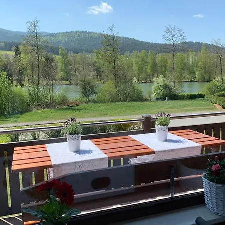 Haus 12 See- Und Bayerwaldblick Fuer Bis Zu 10 Gaeste بيت للعطل أراتش